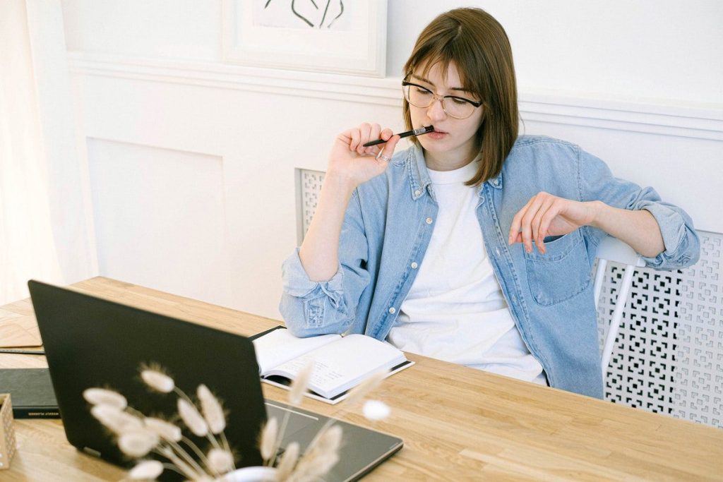 Is it Feasible for Teens Work at Two Jobs?