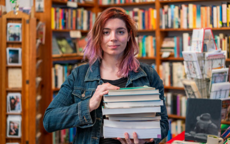 Teens Work at Barnes & Noble