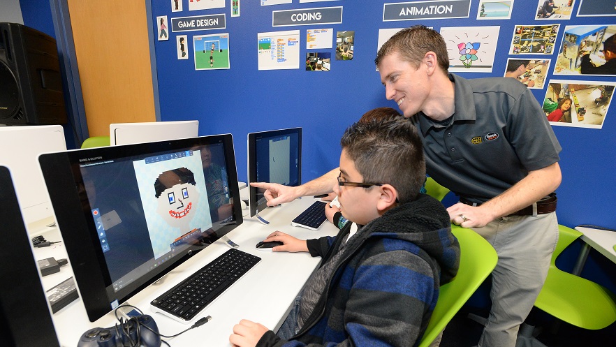 Teens Work at Best Buy